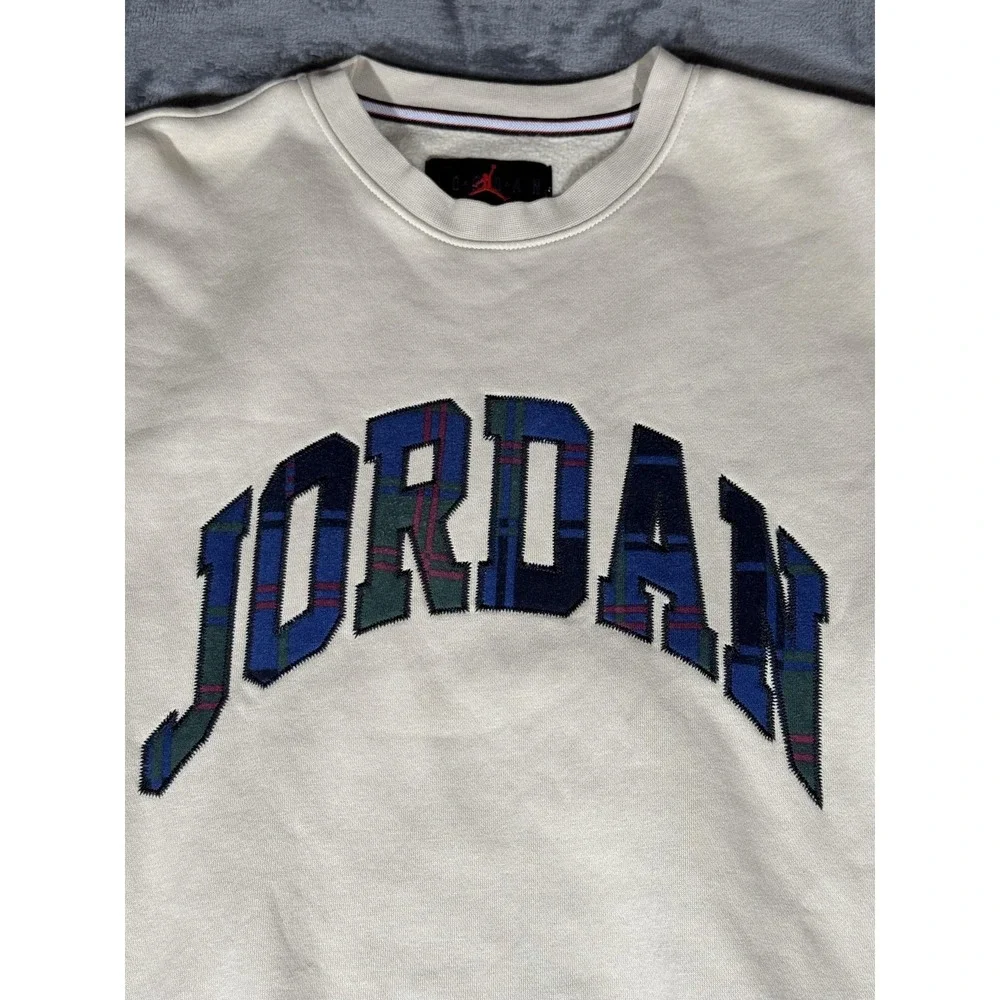 Jordan Sweatshirt Mens Small Tan Plaid Logo Crewneck Pullover Jumpman Fleece